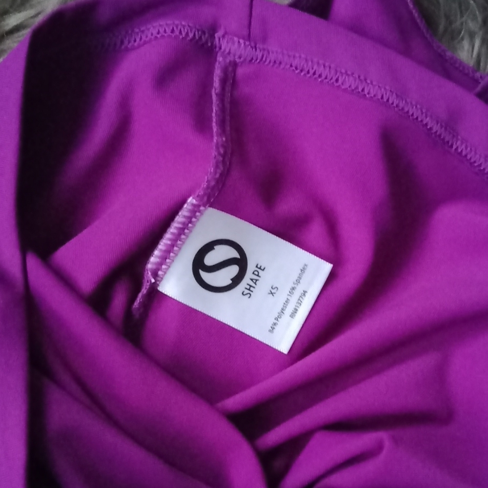 Shape athletic top - Picture 8 of 8